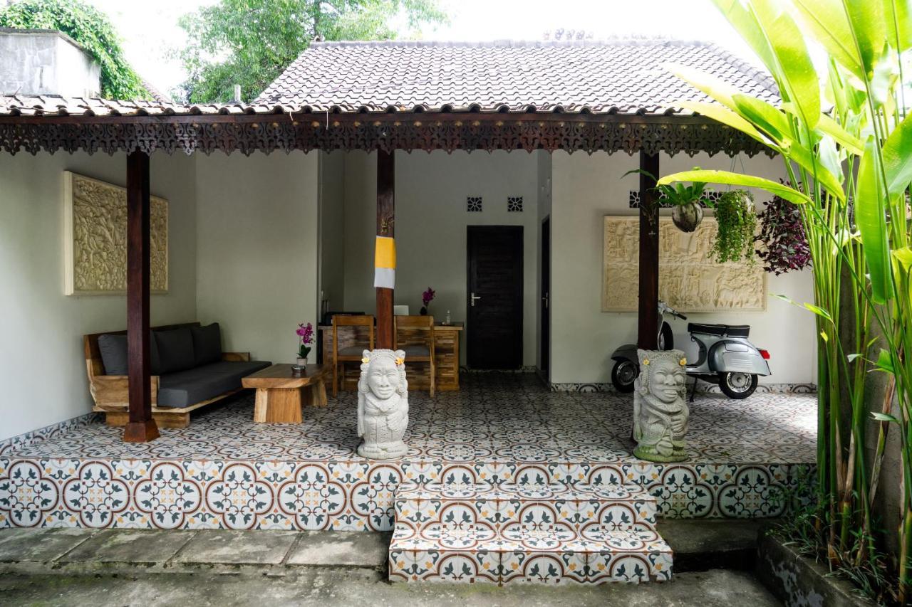 Ari Cottages Ubud Exterior photo